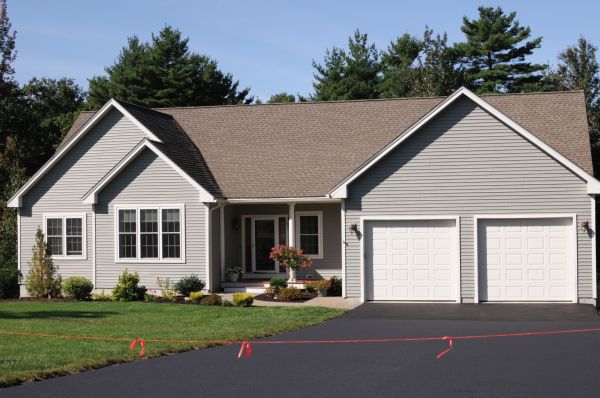 Cost of Driveway Blacktopping in Green Valley