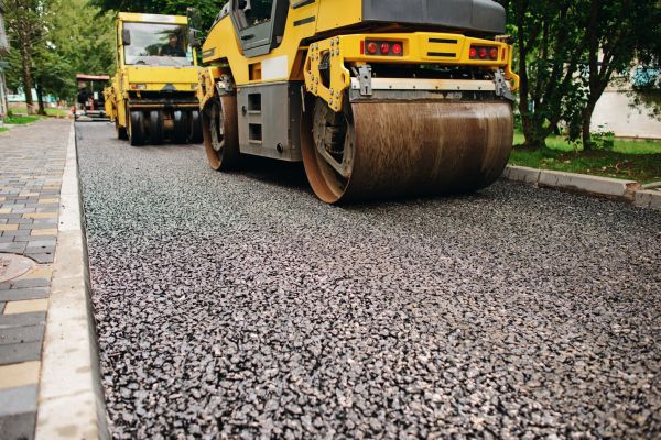 Cost of Gravel And Tar Paving in Green Valley