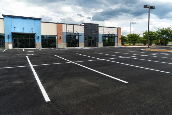Cost of Parking Lot Blacktopping in Green Valley