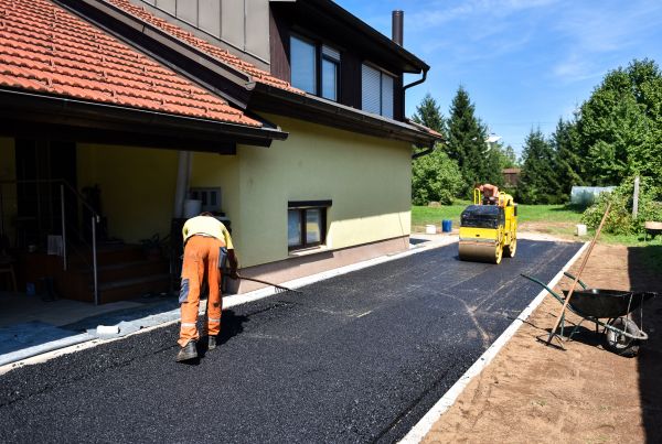 Cost of Blacktopping Service in Green Valley